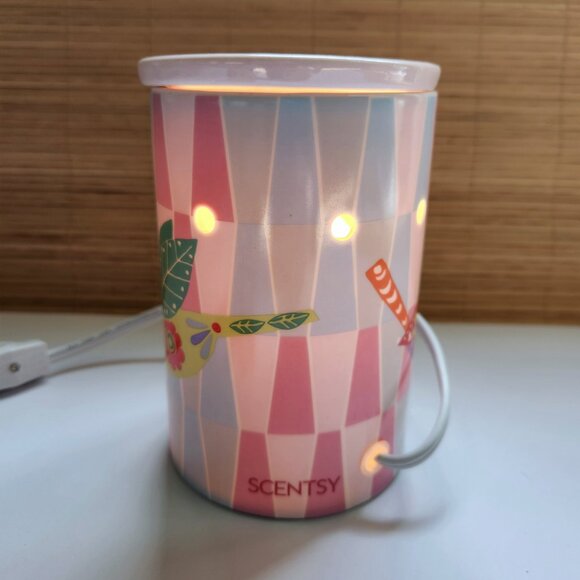 Scentsy Wax Warmer Pretty Bird Retired 2017 Full Size with Bulb Clean - Picture 10 of 14